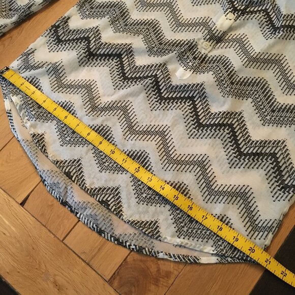 J. Crew Factory Zig Zag Clip Dot Popover Top - Picture 14 of 16